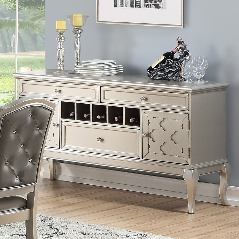 hamptons buffet table